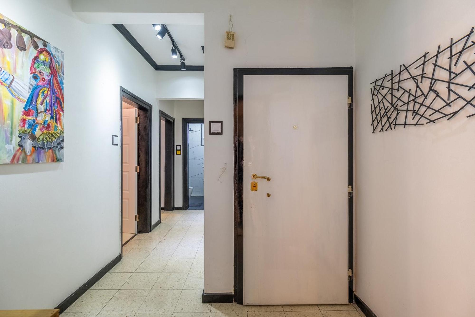 Modern , Spacious 2Br Apartment In Top Center 索菲亞 外观 照片