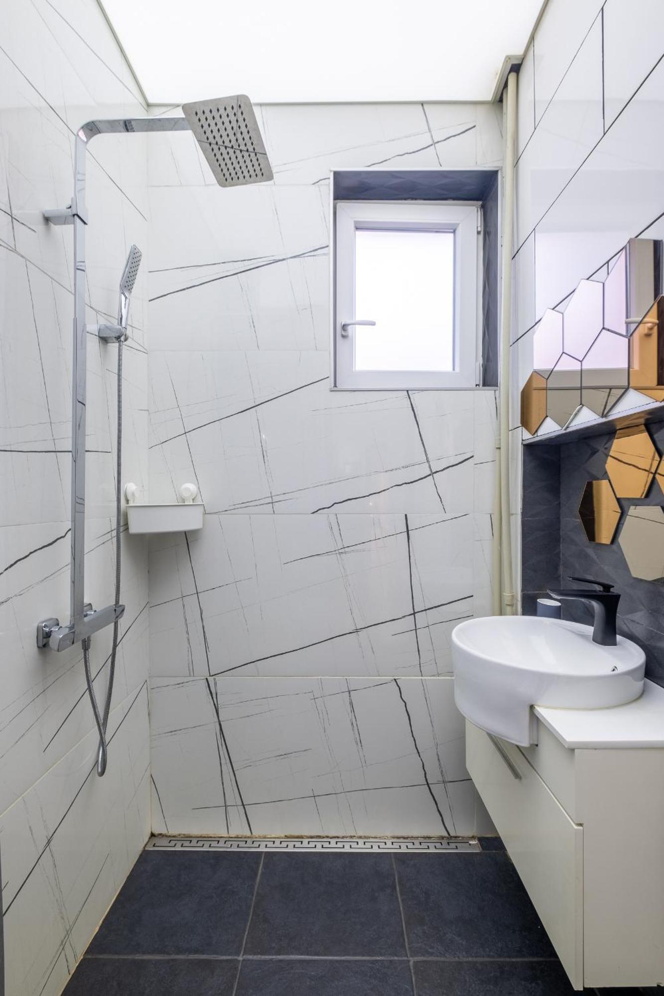 Modern , Spacious 2Br Apartment In Top Center 索菲亞 外观 照片