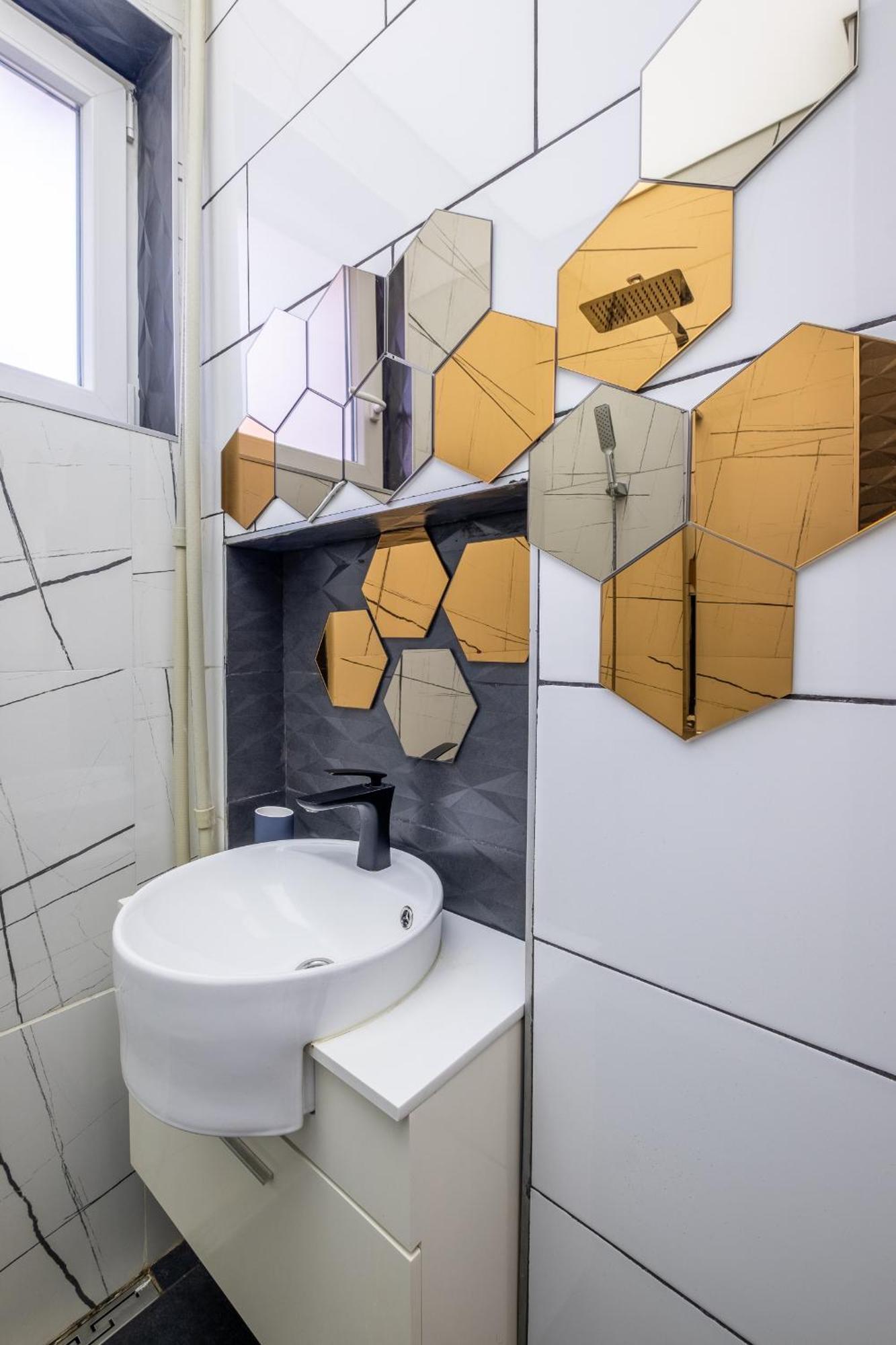 Modern , Spacious 2Br Apartment In Top Center 索菲亞 外观 照片