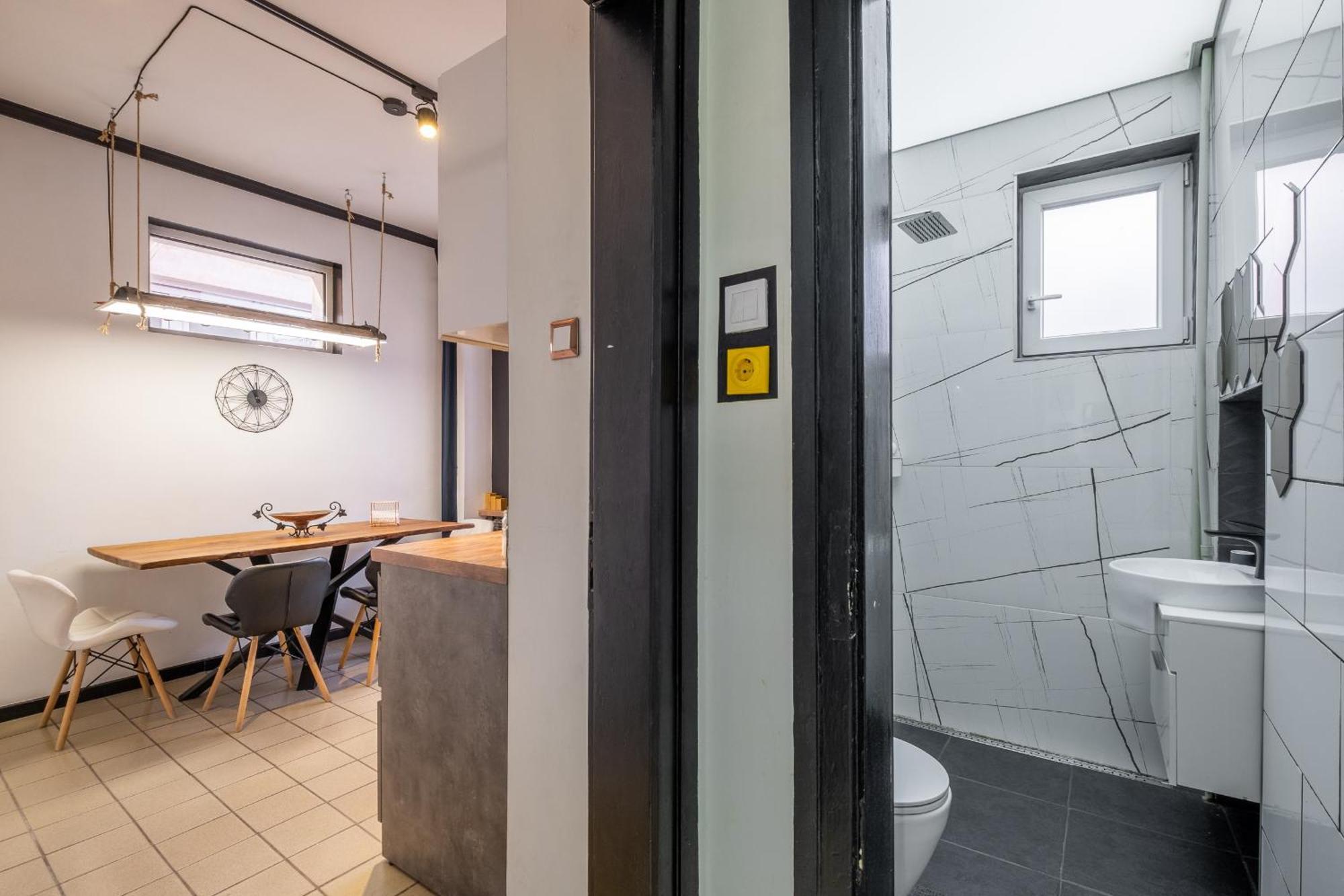 Modern , Spacious 2Br Apartment In Top Center 索菲亞 外观 照片
